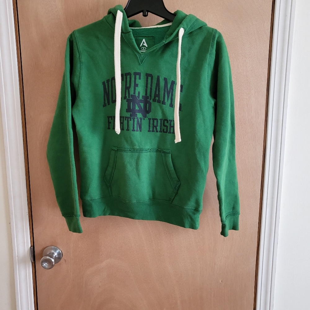 Noter Dame university sweater